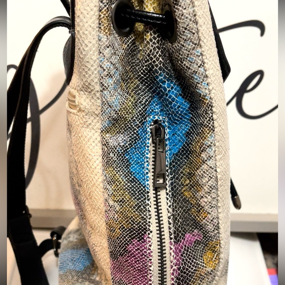 Textured Multicolor Leather Backpack with Black Flap - Picture 10 of 15